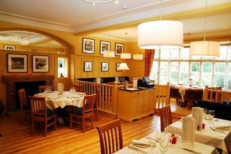 Hurtwood Hotel Peaslake Экстерьер фото